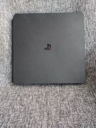 Ps4 Slim 500gb + Ventilador y 2  Mandos