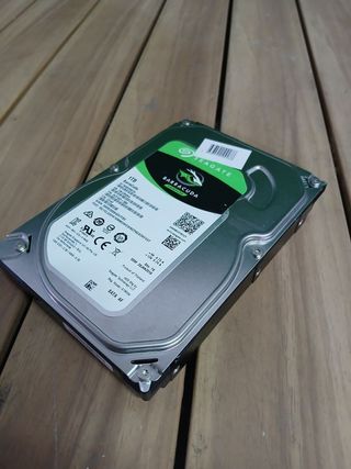 Seagate Barracuda 1TB HDD Interno