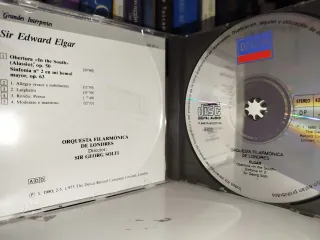 CD Filarmónica de Londres.Solti dirige Elgar. Decc
