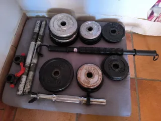 Mancuernas y discos de pesas (Regalo barra muelle)