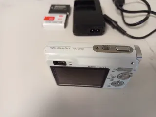 Cámara Digital Sony DSC-W80 Blanca