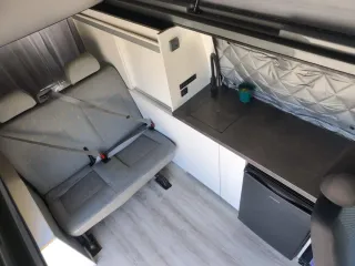 Volkswagen Transporter T5 2004