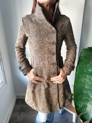 Precioso Abrigo Desigual