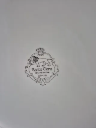 Sopera Santa Clara Porcelana Dorada Blanca