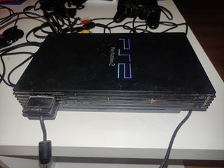 Consola PlayStation 2 con accesorios