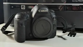 Canon EOS 5D Mark IV Cuerpo Cámara