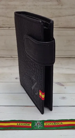 CARTERA CON MONEDERO PIEL LEGION + REGALO PULSERA