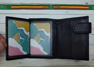 CARTERA CON MONEDERO PIEL LEGION + REGALO PULSERA