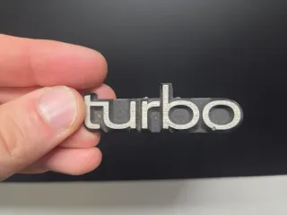 Emblemas y molduras coches antiguos