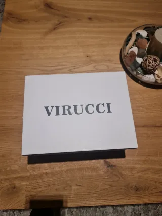 Botas de invierno Virucci doradas y blancas