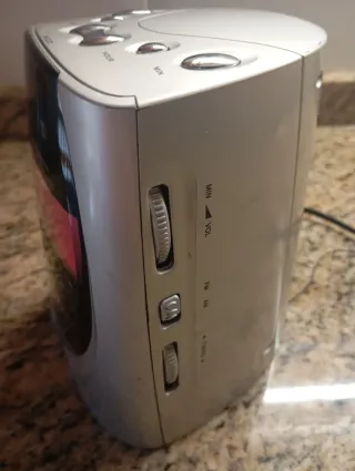 Radio Despertador Gris Plata