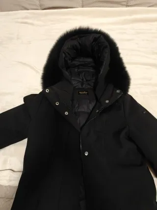 Giaccone Refrigiwear donna nero con cappuccio