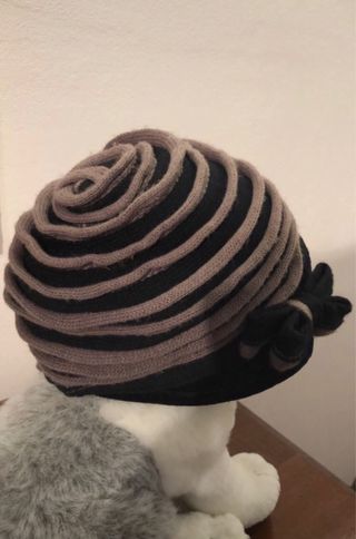 Cappellino misto lana marrone e nero