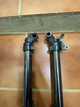 Barra de suspensiones con punteras