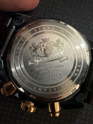 Reloj Festina Chronograph Negro y Dorado