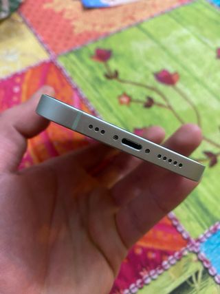 iPhone 12 128GB + 8 custodie