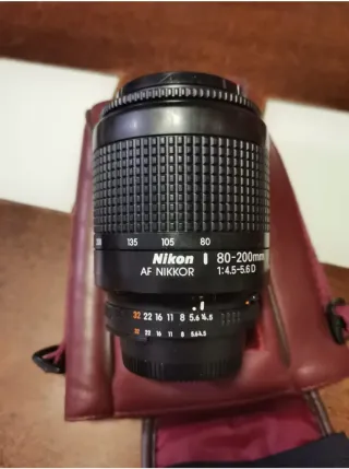 Objetivo Nikon AF NIKKOR 80-200mm f/4.5-5.6D+funda