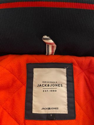 Chaqueta Anorak Jack&Jones Azul Marino y Rojo M