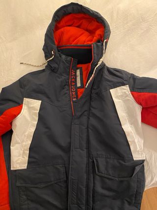 Chaqueta Anorak Jack&Jones Azul Marino y Rojo M