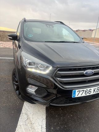 Ford Kuga 1.5 EcoBoost 180 st line 4x4
