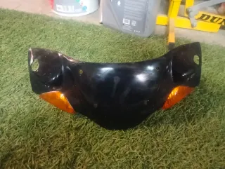 Carcasa frontal De piaggio tyhpeoon