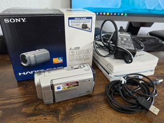 Videocámara Sony DCR-SX30 Plata