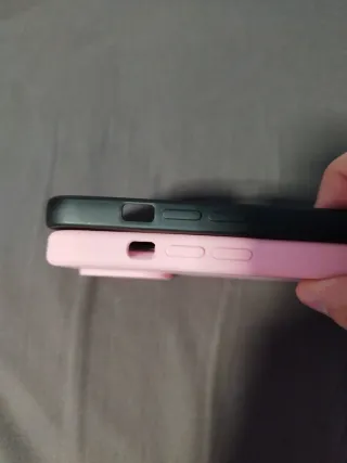 Confezione da 2 custodie per iPhone 15