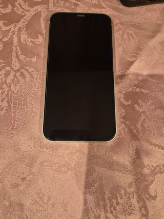 iPhone 12 de 128Gb con 2 fundas NO NEGOCIABLE