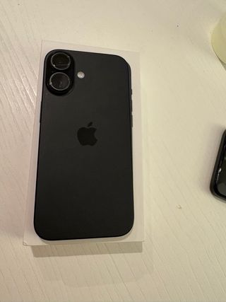 iPhone 16 Nero/Blu Marina
