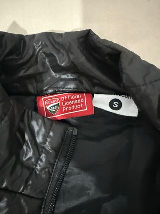 Chaqueta Ducati Negra