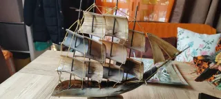 Barco decorativo de cuerno