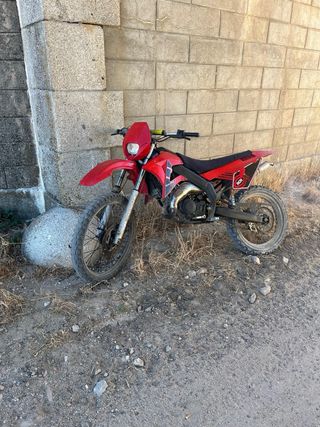 Gilera 80cc Roja