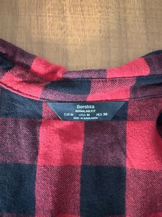 Camisa cuadros Bershka Roja Negra Talla M