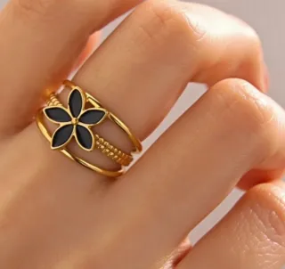Anillo Flor Negra Baño Oro 18klt