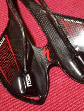 Sillín carretera cabono