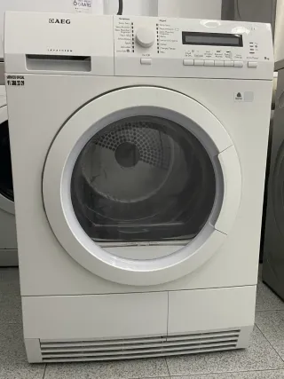 Secadora AEG 8kg Condensación