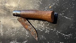 Pinzas de precisión con lupa, caja musical y más