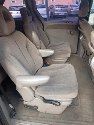 Chrysler Voyager 2002