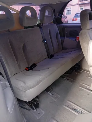 Chrysler Voyager 2002