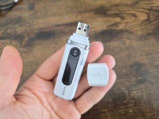 Reproductor MP3 Sony Walkman NWZ-B103F