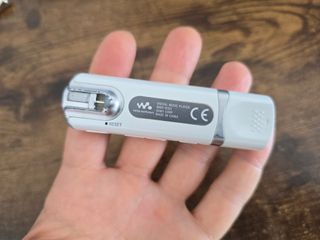 Reproductor MP3 Sony Walkman NWZ-B103F