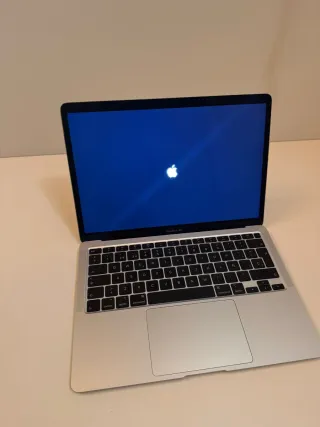 MacBook Air 2020 13 Plata