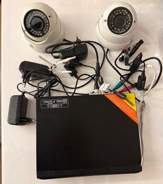 Grabador DVR con 2 Cámaras