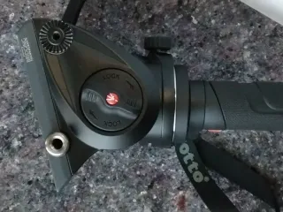 Monopie Video Manfrotto xpro de aluminio.