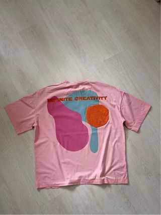 Camiseta Zara Rosa Estampado Creatividad