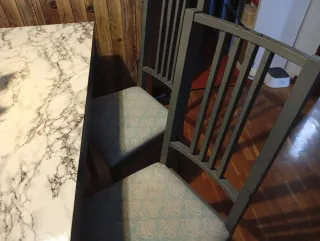 Mesa y 4 Sillas Comedor