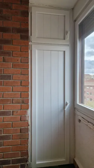 Cerramiento PVC Puerta Abatible