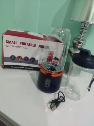 Licuadora Portátil Multifunción USB Nueva