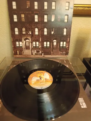 Led Zeppelin Physical Graffiti 2LP.