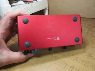 Focusrite Scarlett 2i2 Interfaz